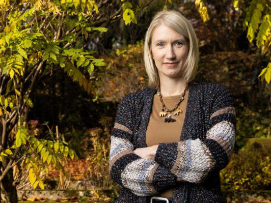 Pripovedovalno popoldne z Ireno Cerar javni zavod sotočje medvode